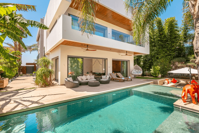 Featured Luxury Villa